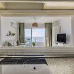 A&n Beachfront Sea View With Terrace Apartment